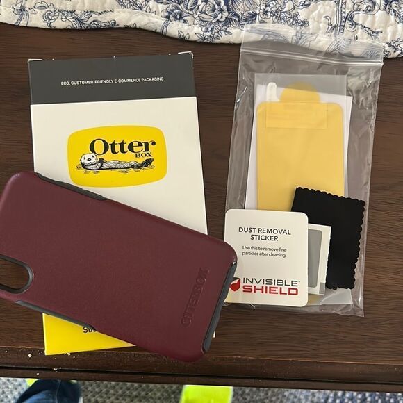Otter box  - Picture 1 of 3